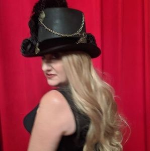 Meet your Posher, Lisa partin